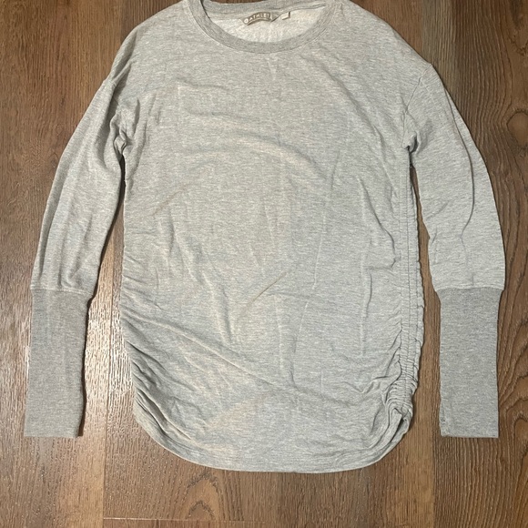 Athleta Tops - Athleta Light Gray Drishti Women's Side Ruched Top